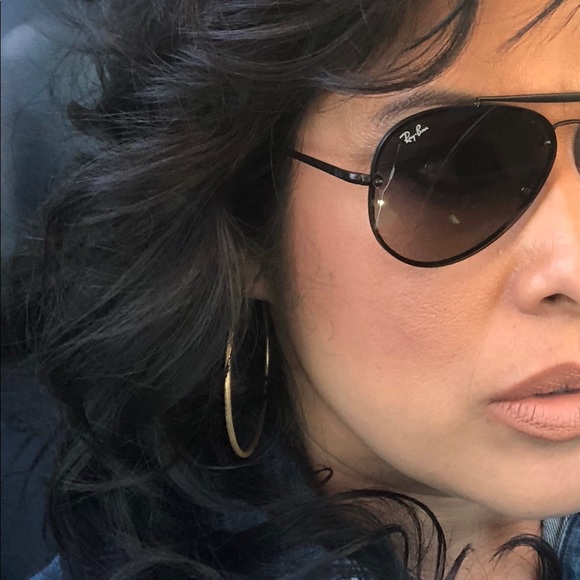 Meet your Posher, Sandra - Picture 1 of 1